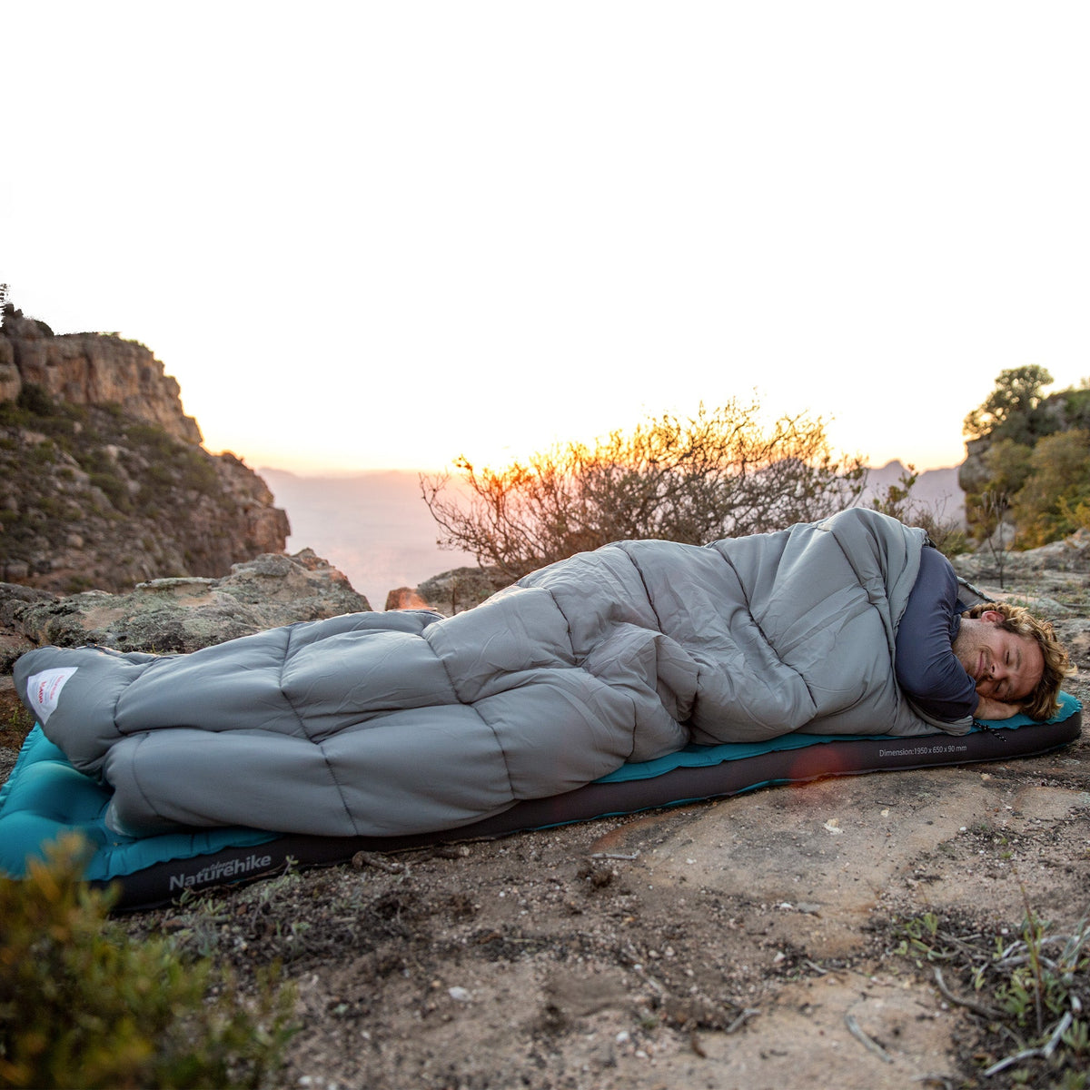 SunTherm™ M300 Synthetic Sleeping Bag 43°F / 6°C
